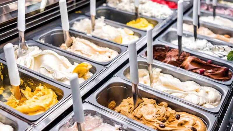 Explore Dessert Parlours for Frozen Yoghurt Choices 